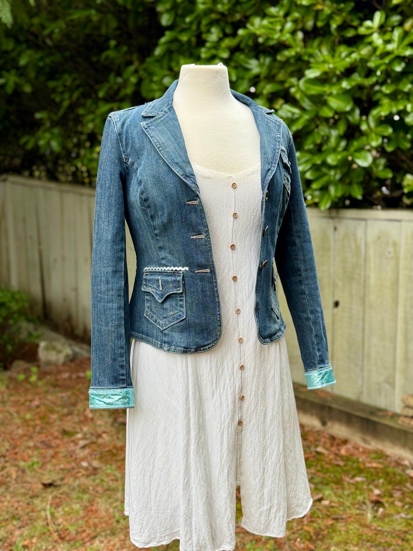 Mêkwan Jean Jacket